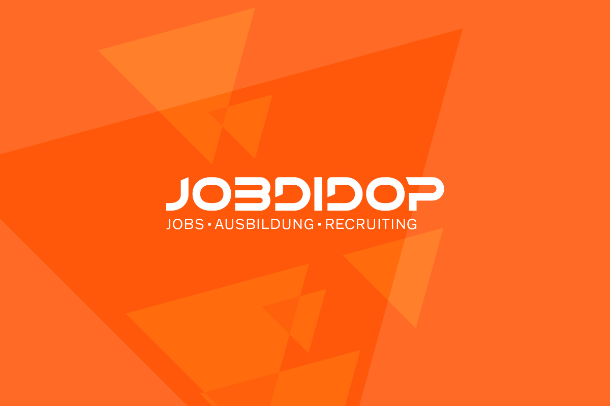 JOBDIDOP Logo auf orangefarbenem Grund mit dynamischen Dreiecksformen im Hintergrund